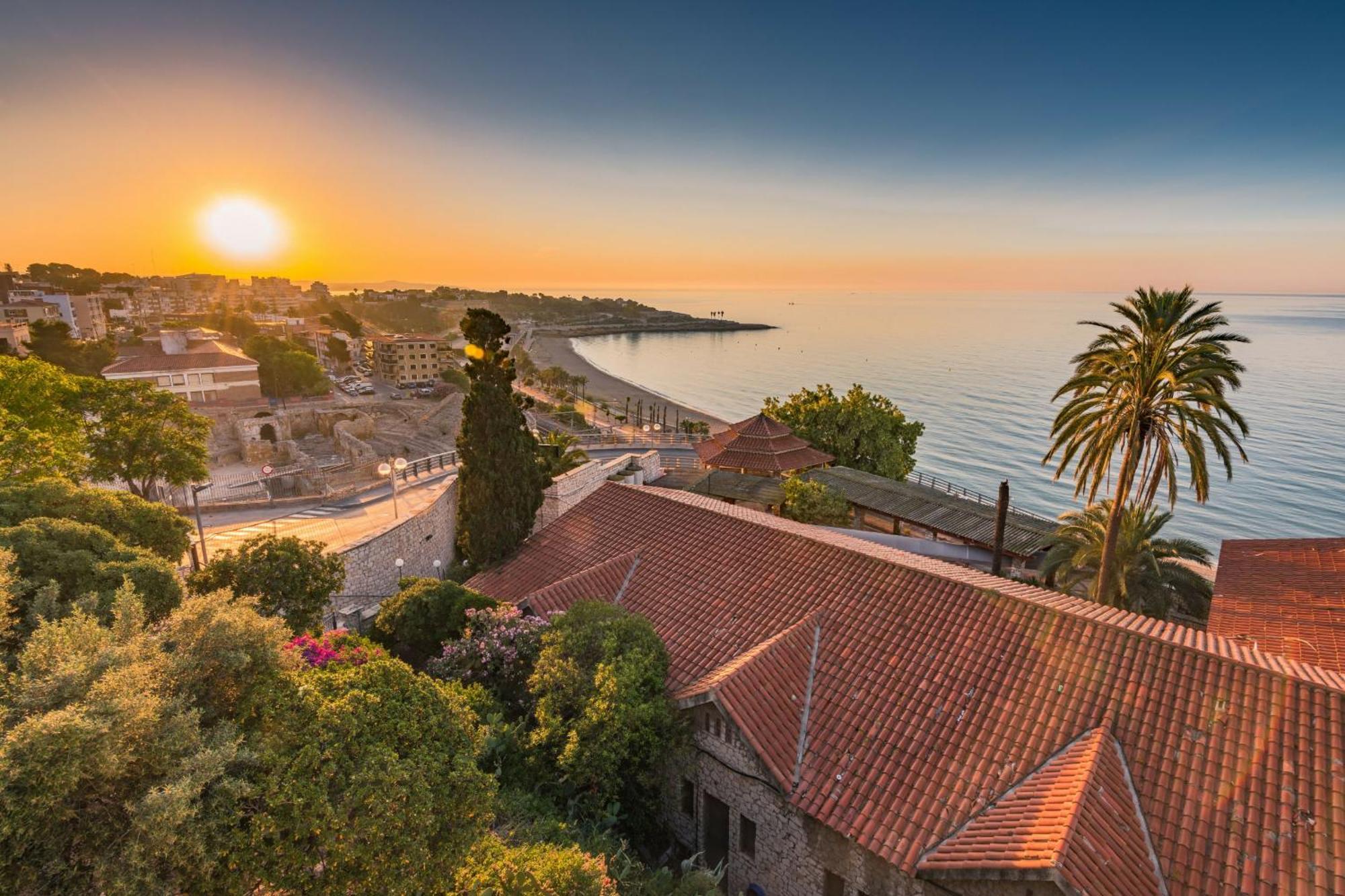 Mediterranean Way - Pere Martell ตาร์ราโกนา ภายนอก รูปภาพ